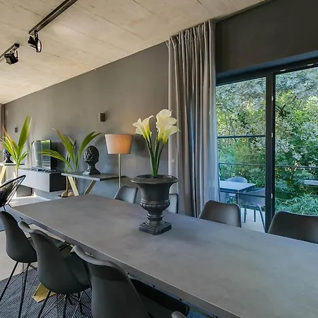 Nancy Holiday home *